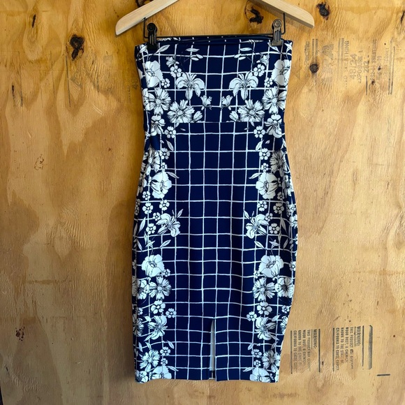 Express Navy Floral Checkered Strapless Bodycon Dress Size 2 - Picture 3 of 6